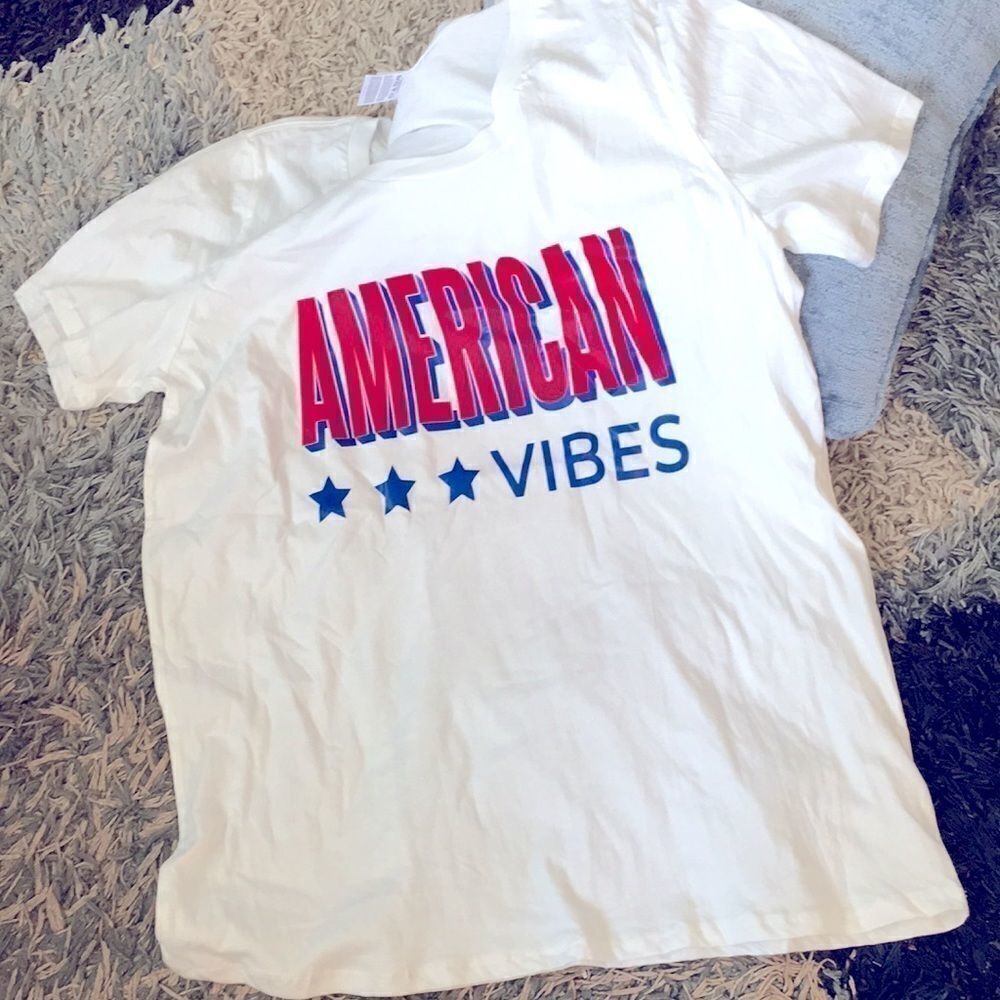 AMERICAN VIBES Tee - Picture 4 of 8